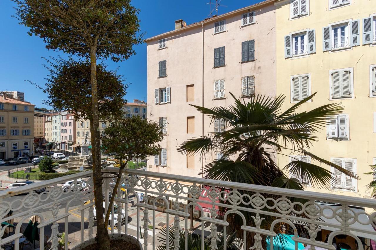 Les Suites R Bonaparte - Appartements De Standing Au Coeur De La Vieille Ville Pietonne Аяччо Екстер'єр фото