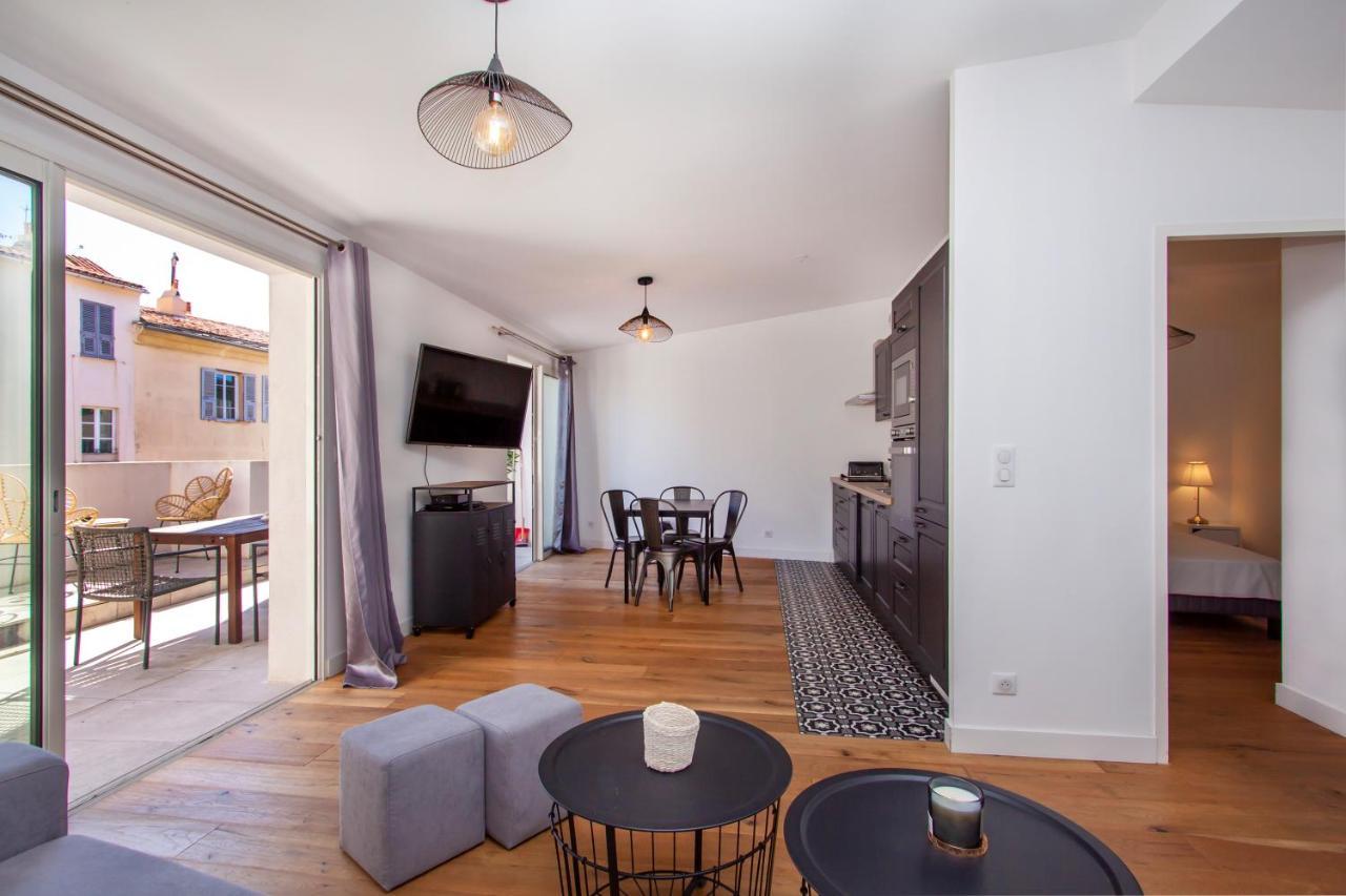 Les Suites R Bonaparte - Appartements De Standing Au Coeur De La Vieille Ville Pietonne Аяччо Екстер'єр фото
