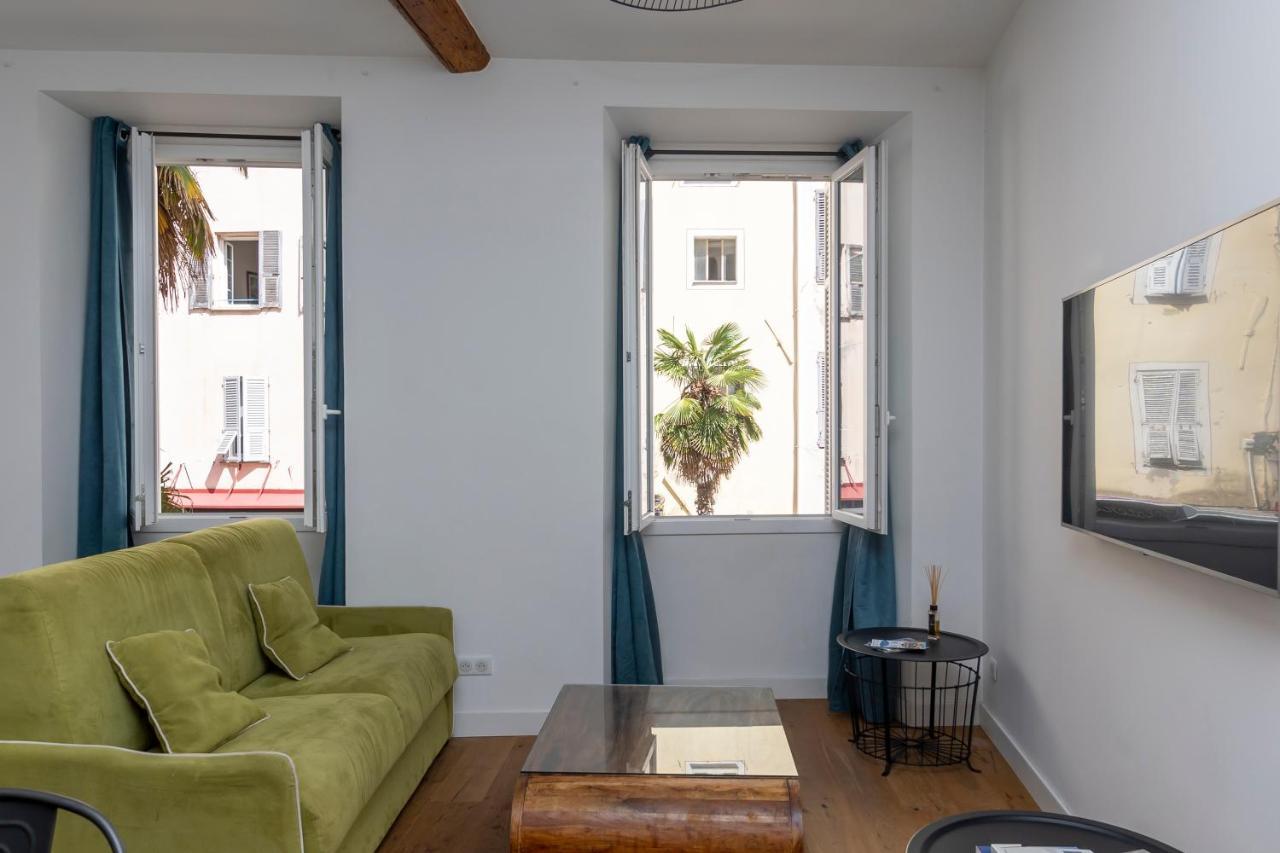 Les Suites R Bonaparte - Appartements De Standing Au Coeur De La Vieille Ville Pietonne Аяччо Екстер'єр фото